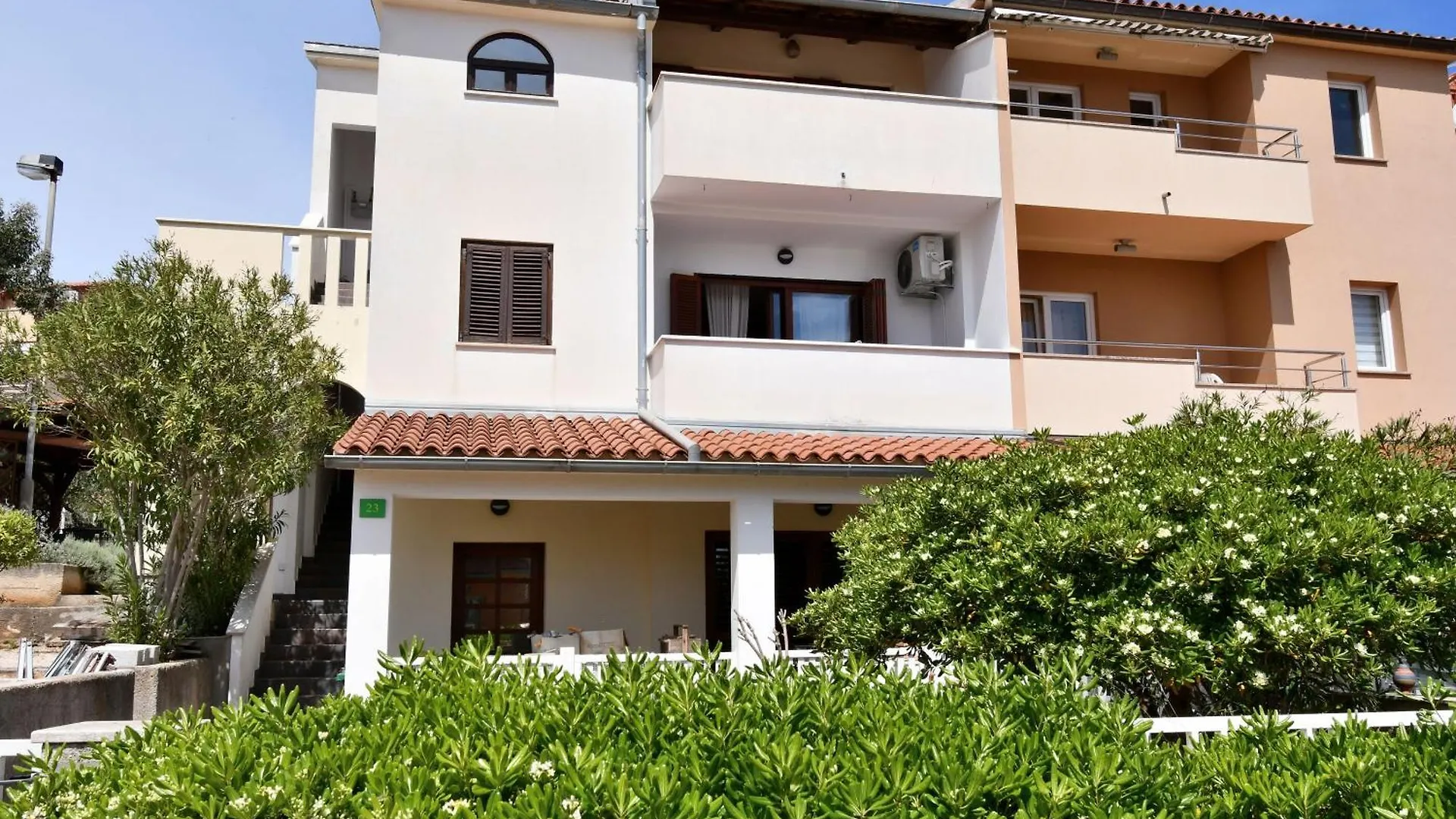 Apartment Honey Bee Pula